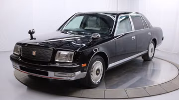 Toyota Century Sedan, 1997