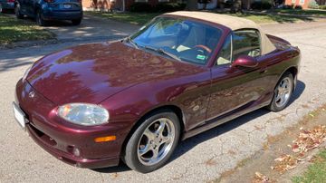 Mazda Miata Se Convertible, 2000