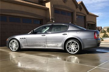 Maserati Quattroporte, 2011