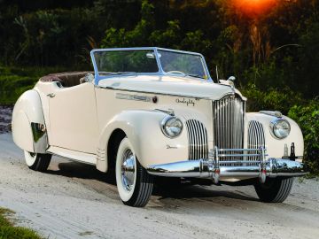 Packard Super Eight One-Eighty Convertible Victoria by Darrin, 1941