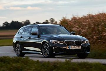 BMW M340i Touring xDrive (G21 facelift) specs