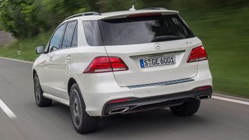 Mercedes-Benz GLE 350 d (W166) specs