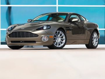 Aston Martin Vanquish S, 2005