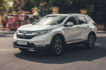Honda CR-V 2.0 Hybrid AWD (Mk V) specs