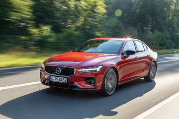 Volvo S60 T4 specs