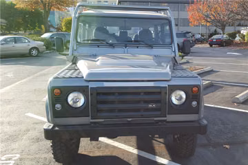 LAND ROVER DEFENDER PICKUP, 1986