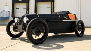 سيارة سباق نسخة طبق الأصل من Alfa Romeo، موديل 1976