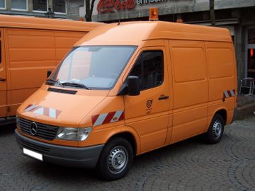 Mercedes-Benz Sprinter 212 D (T1N) specs