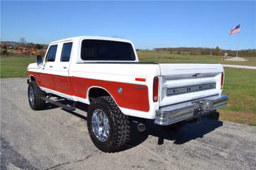 FORD F-250 CREW-CAB PICKUP, 1975