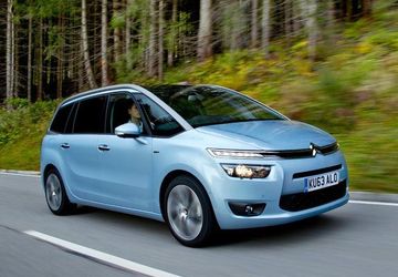 Citroen C4 Picasso BlueHDi 150 specs
