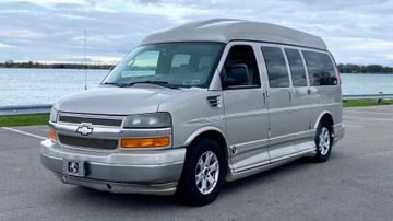 Chevrolet Express Conversion Van, 2009