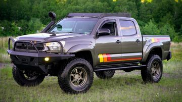 Toyota Tacoma Pickup, 2015