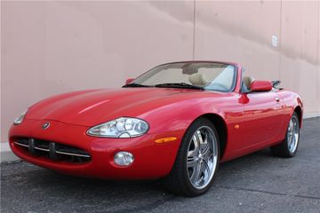 JAGUAR XK8, 2004