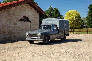 Peugeot 403 Panel Van, 1967