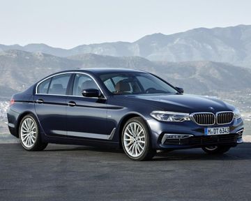 BMW 530d xDrive (G30) specs