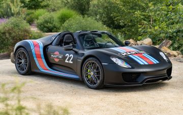 Porsche 918 Spyder Weissach (1), 2015