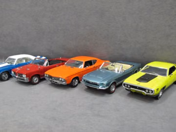 Five (5) 1/24 Scale Franklin Mint Cars