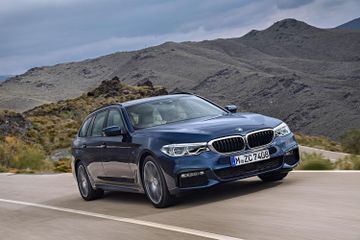 BMW 530d Touring (G31) specs