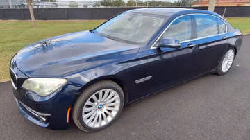 BMW 740Li Sedan, 2013