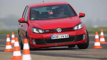 VW Golf GTI (Mk VI USA) specs