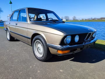 BMW 525i, 1987
