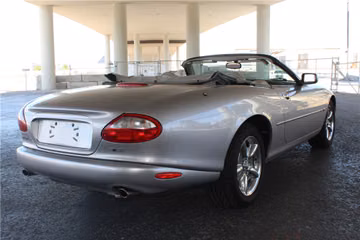 JAGUAR XK8 CONVERTIBLE, 2000