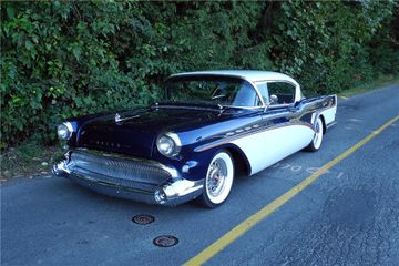 BUICK SUPER CUSTOM HARDTOP, 1957