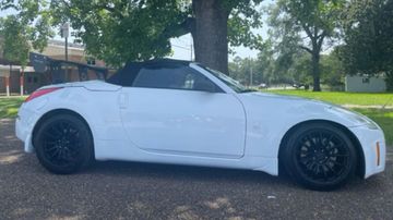 Nissan 350Z Convertible, 2006