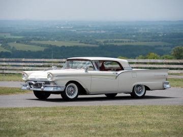 Ford Fairlane 500 Skyliner Retractable Hardtop, 1957
