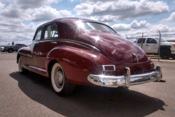 PACKARD CLIPPER SEDAN, 1947