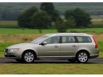 Volvo V70 D5 wagon specs