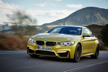 BMW M4 (F82) specs