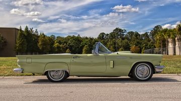 Ford Thunderbird, 1957