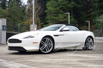 ASTON MARTIN DB9 VOLANTE CONVERTIBLE, 2015