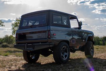 Ford Bronco Custom SUV, 1966