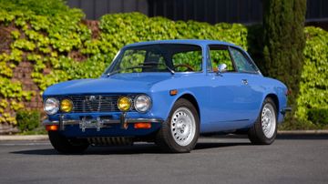Alfa Romeo 2000 GT Veloce, 1974