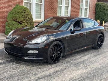 Porsche Panamera, 2011
