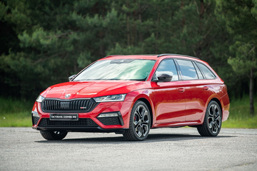 Skoda Octavia Combi RS (Mk IV) specs
