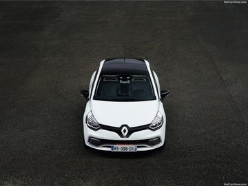 Renault Clio RS 220 Trophy (Mk IV) specs
