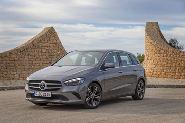Mercedes-Benz B 220 d (W247) specs