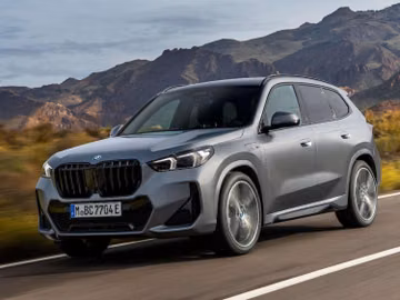 BMW X1 xDrive 23i (U11) specs