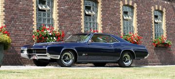 Buick Riviera Gran Sport (Mk II) specs