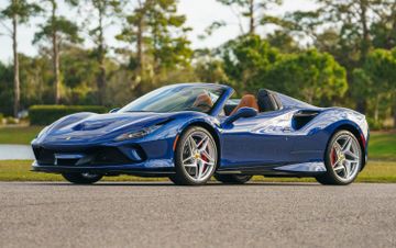 Ferrari F8 Spider, 2022