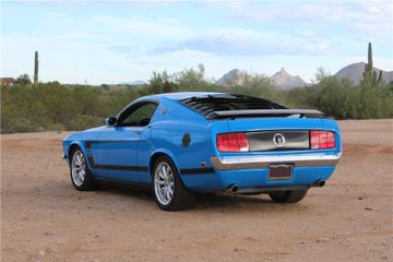 FORD MUSTANG GT CUSTOM COUPE, 2010
