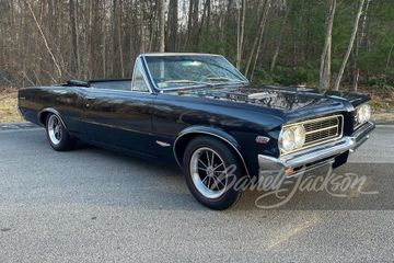 PONTIAC LEMANS CUSTOM CONVERTIBLE, 1964