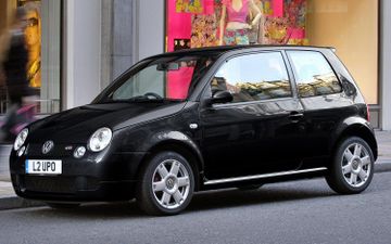 VW Lupo 1.4 16V specs