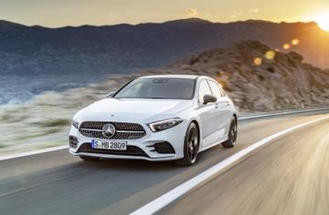 Mercedes-Benz A 200 (W177) specs