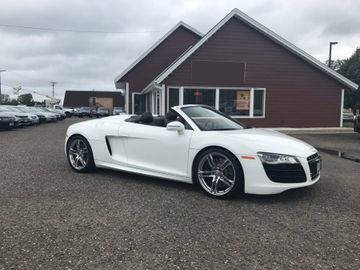 Audi R8 Spyder, 2011