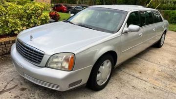 Cadillac Deville Limousine, 2000