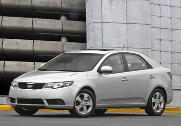 Kia Forte 2.4 (Mk I) specs